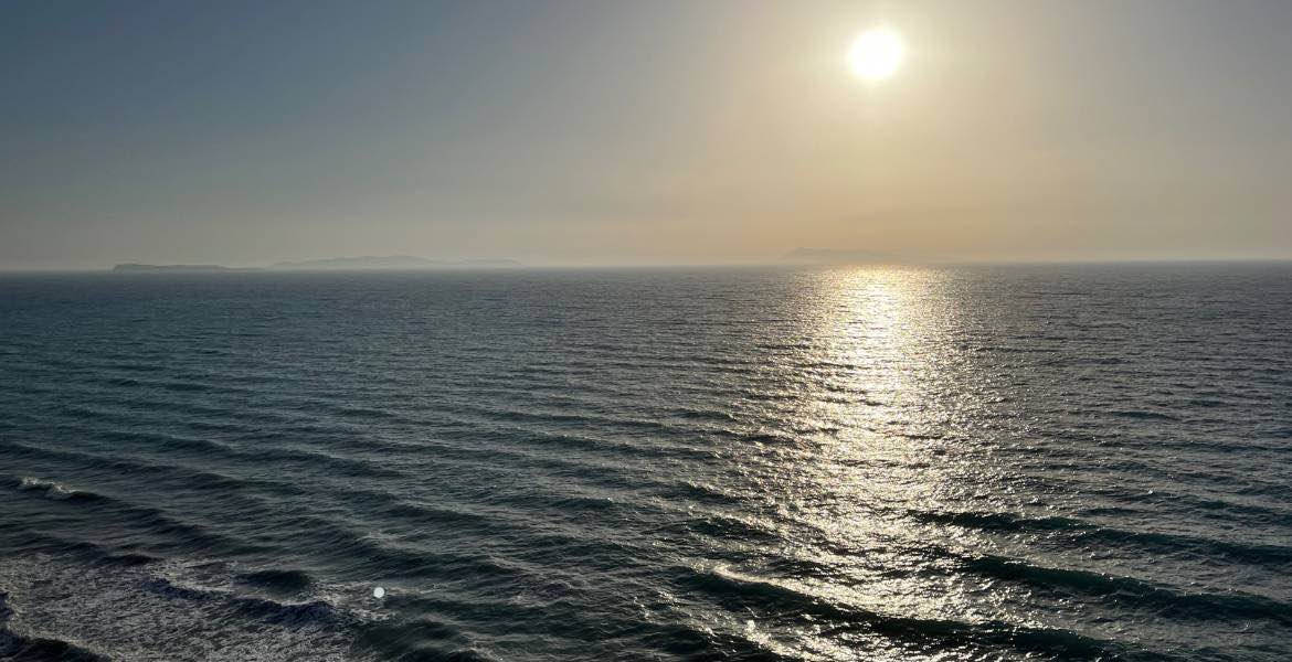 Loggas Beach Sunset ▶︎ Sonnenuntergang am Meer I GREEKCUISINEmagazine
